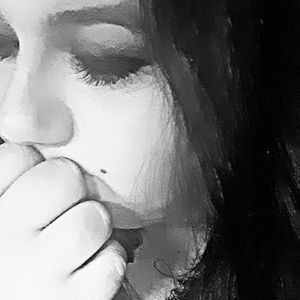 Meet your Posher, Kendra